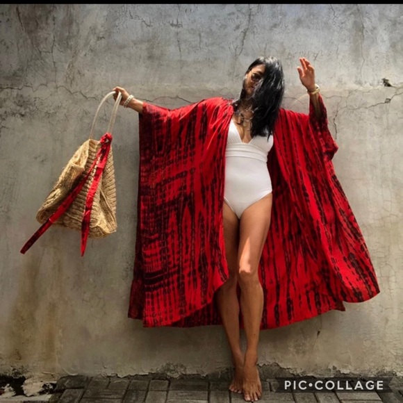 Blu Trends Other - Red.. Red... Red...Kimono